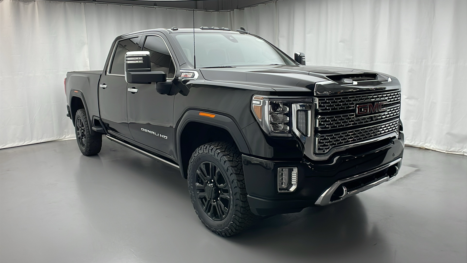 2022 GMC Sierra 2500HD Denali 2