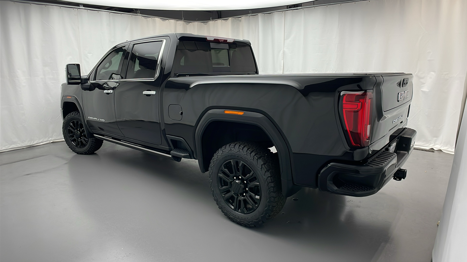 2022 GMC Sierra 2500HD Denali 37