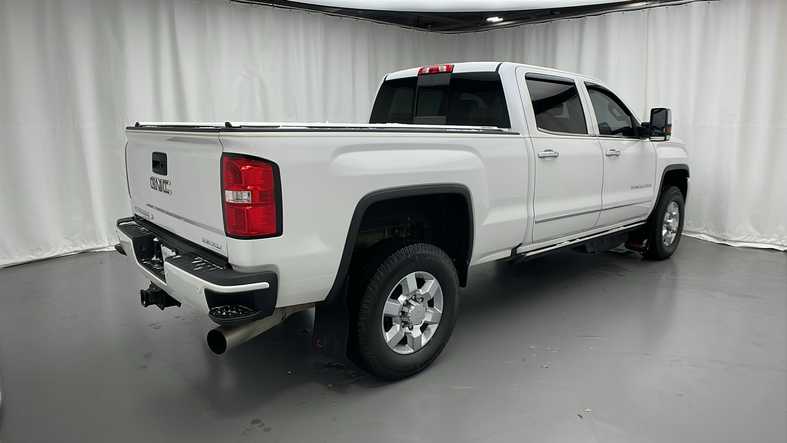 2019 GMC Sierra 3500HD Denali 3