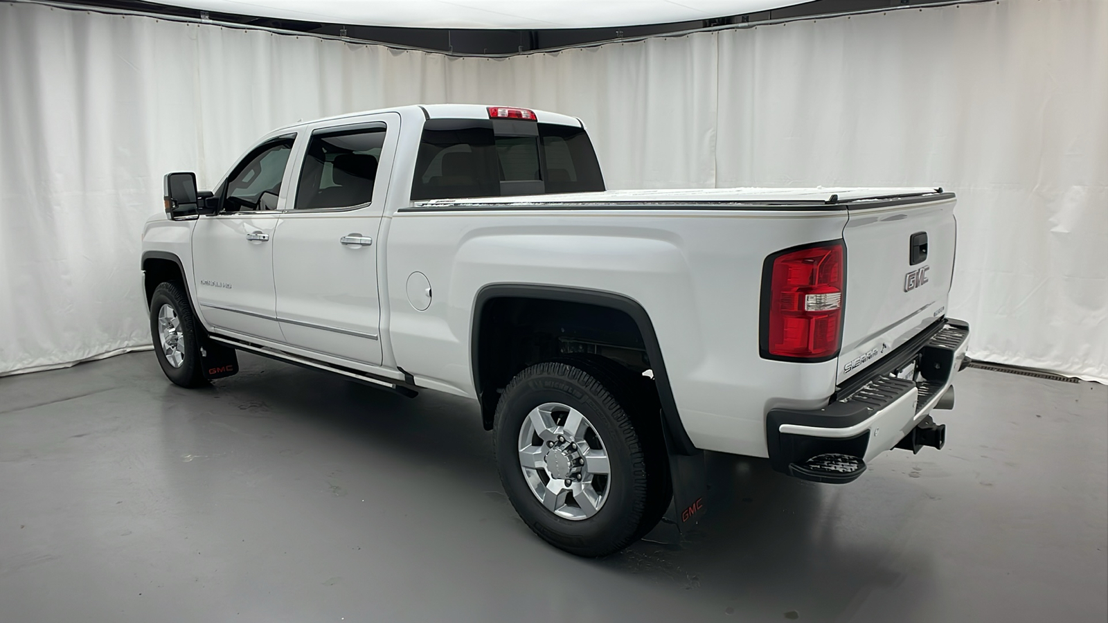 2019 GMC Sierra 3500HD Denali 4