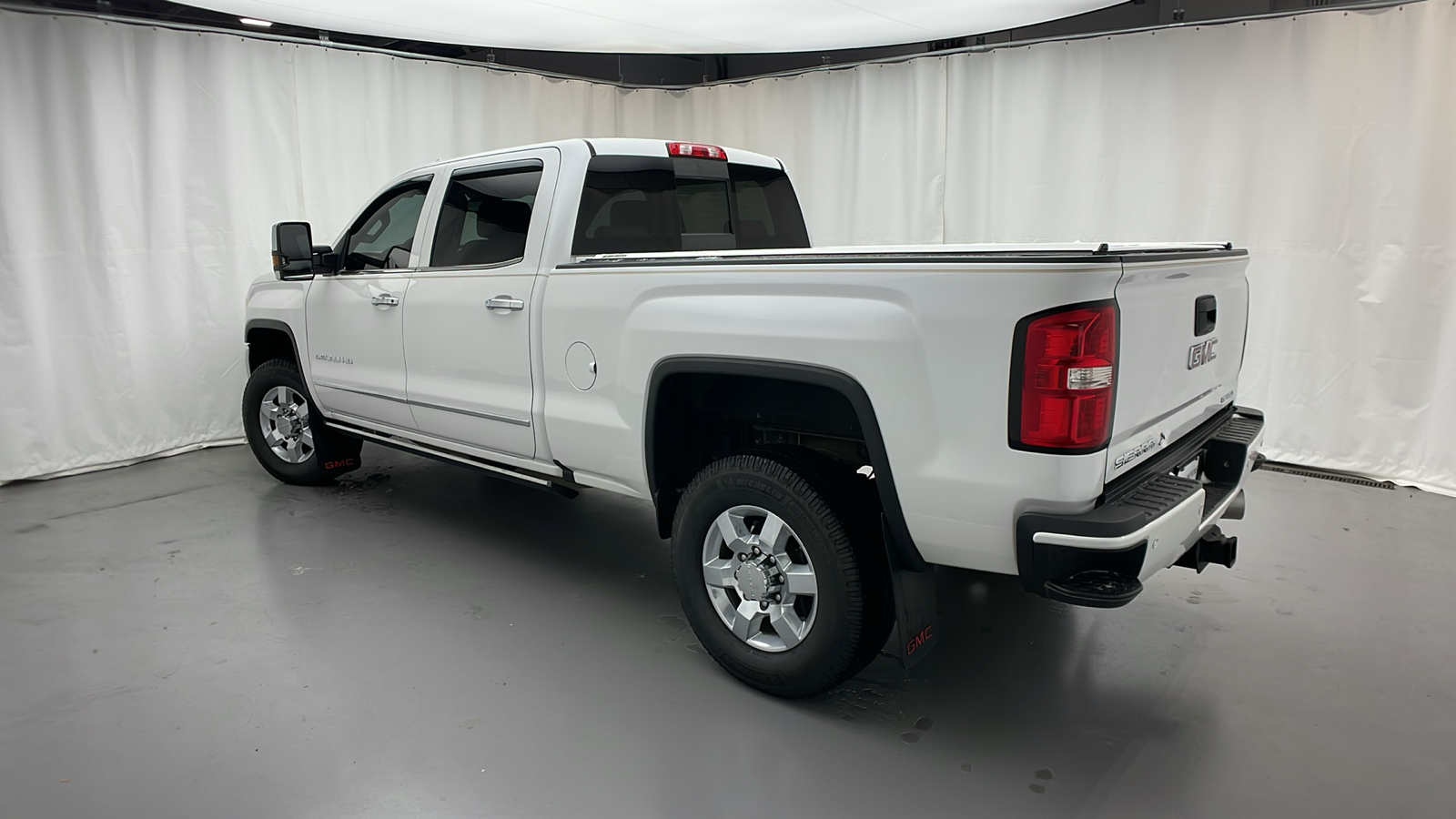 2019 GMC Sierra 3500HD Denali 31