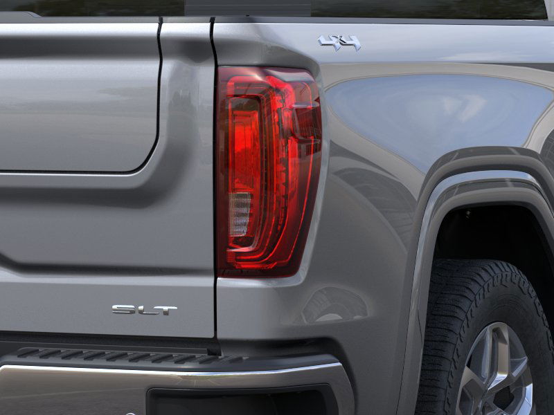 2025 GMC Sierra 1500 SLT 11