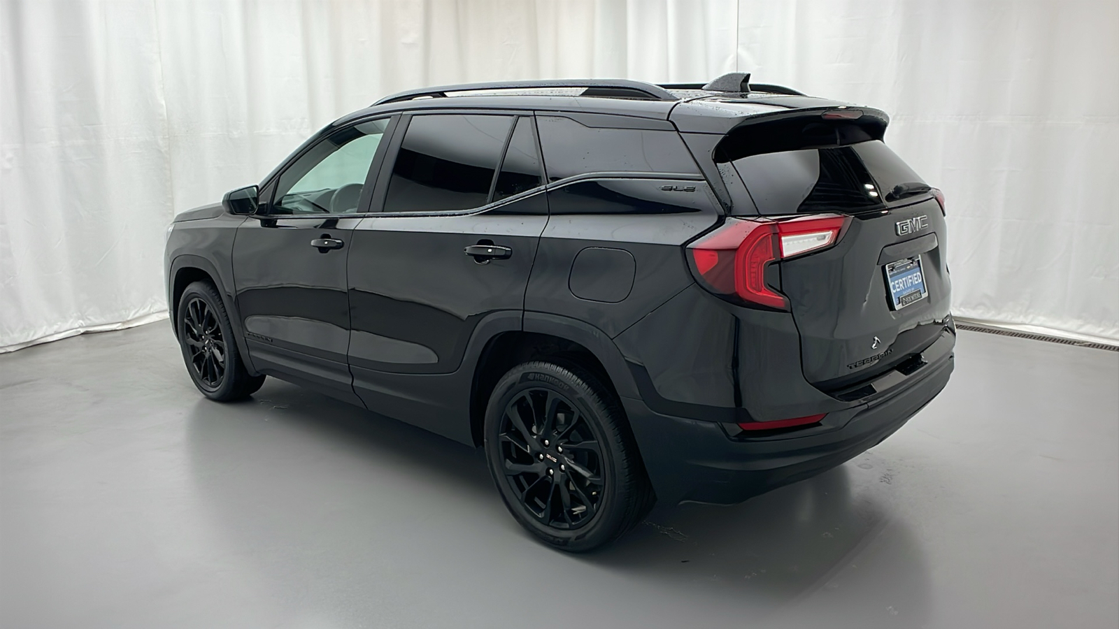 2023 GMC Terrain SLE 4