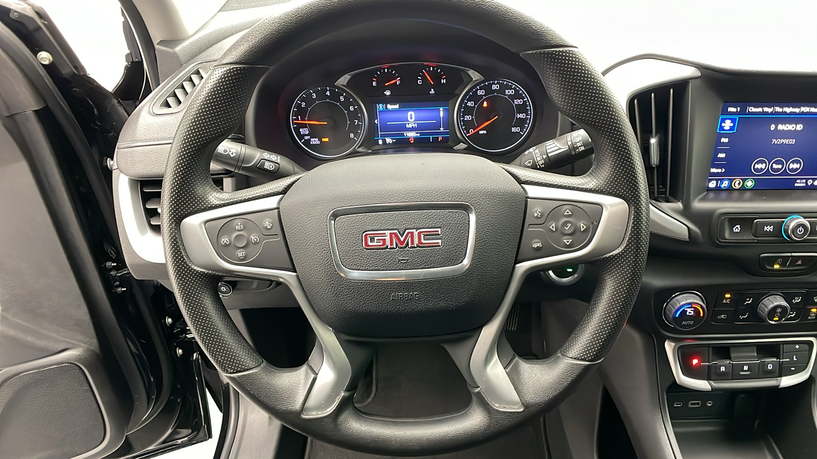 2023 GMC Terrain SLE 15