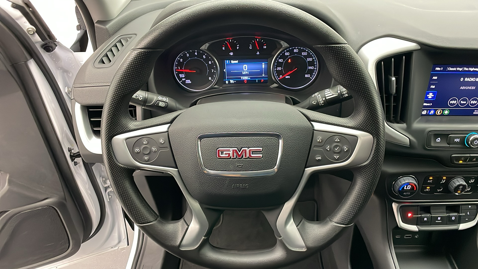 2024 GMC Terrain SLE 14