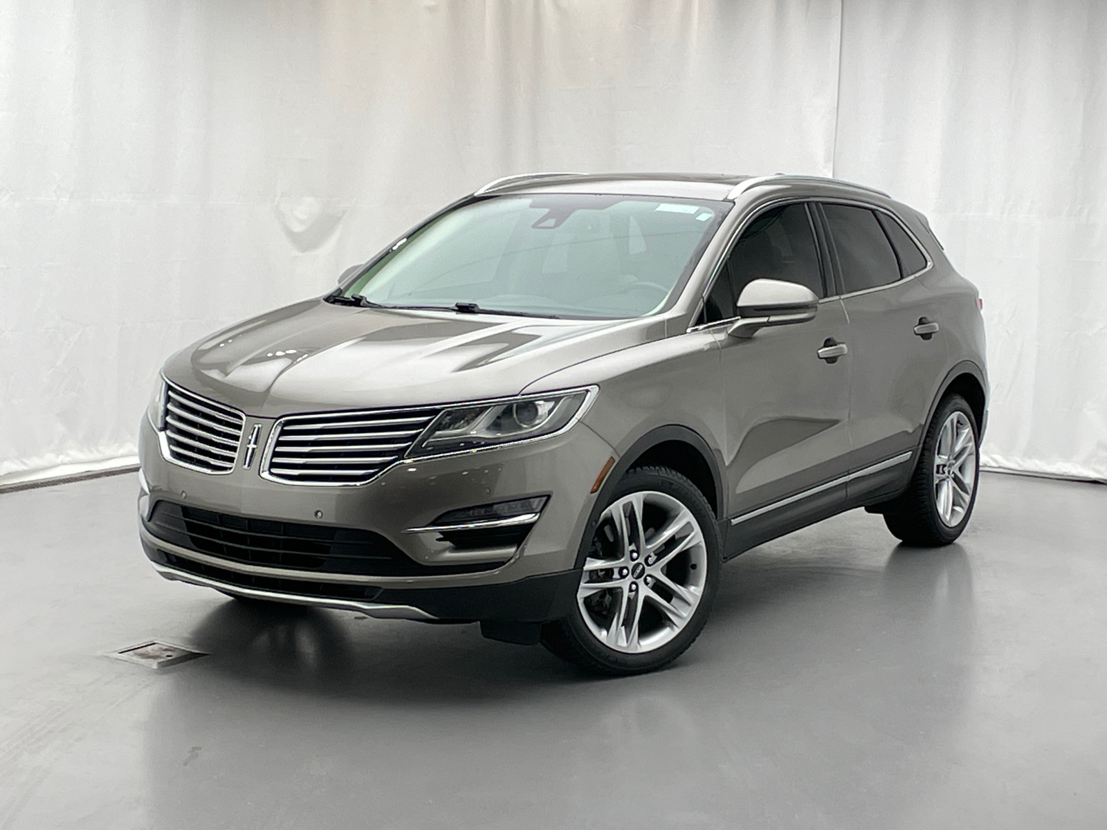 2017 Lincoln MKC Reserve 1