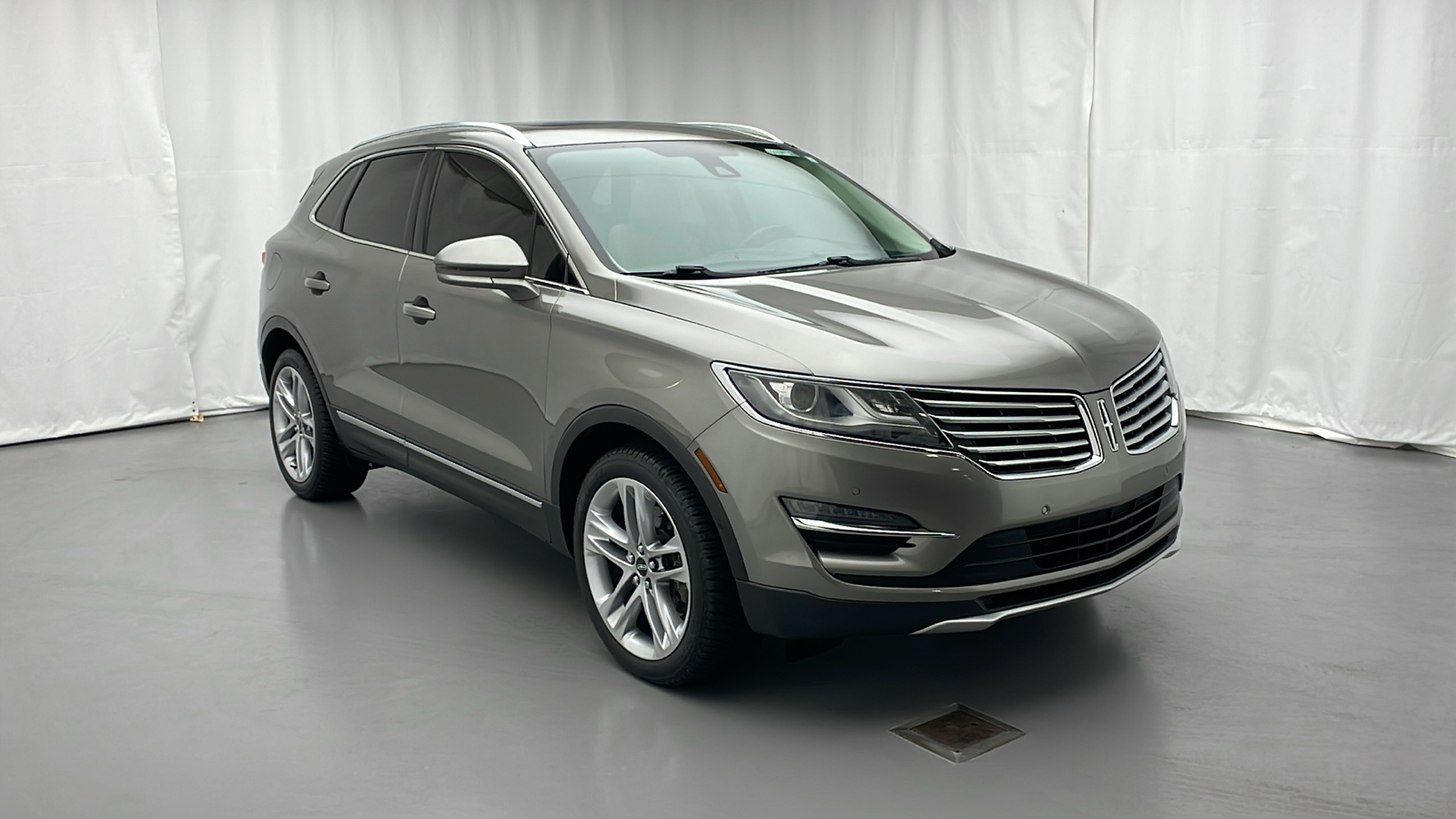 2017 Lincoln MKC Reserve 2