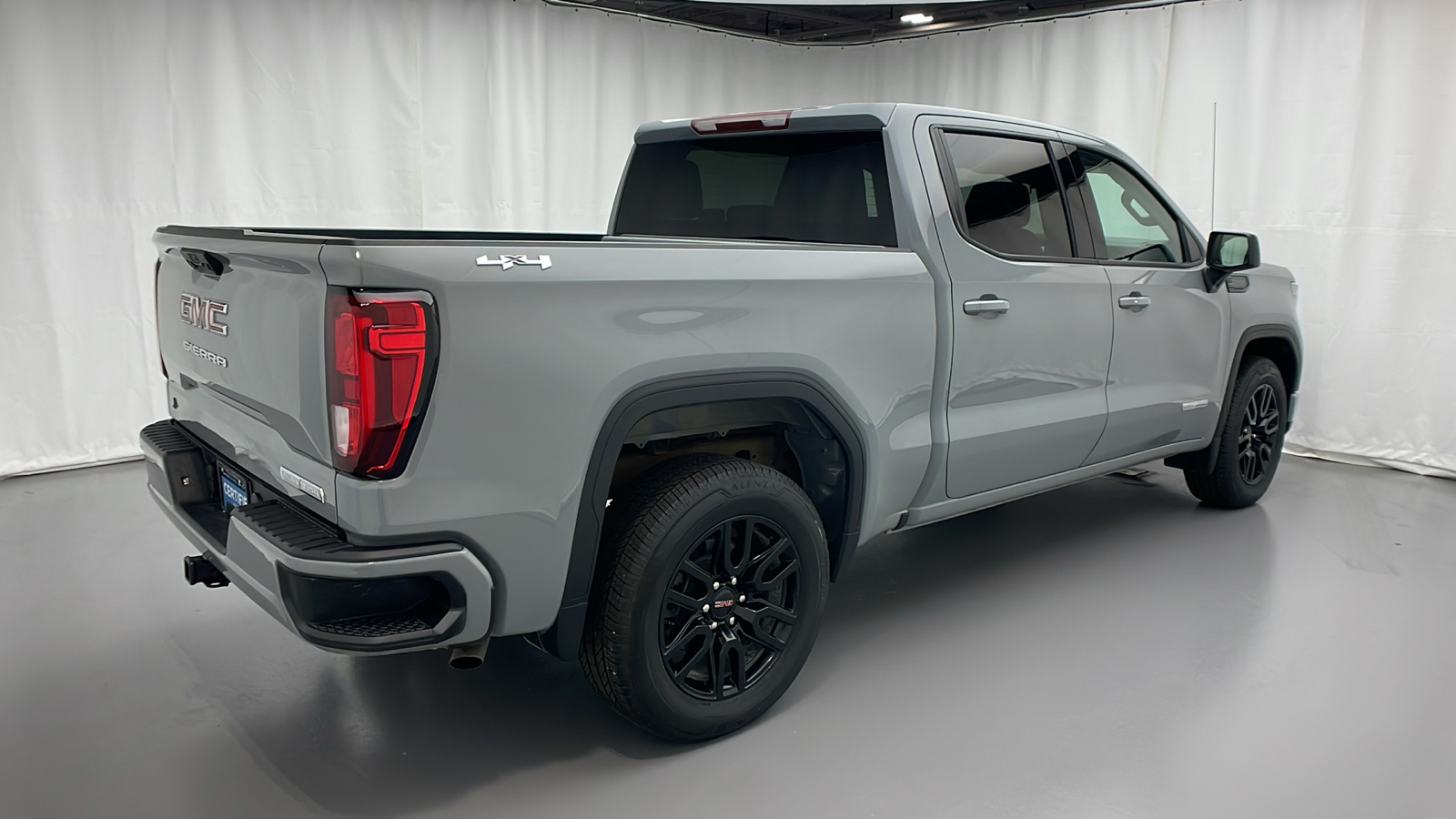 2024 GMC Sierra 1500 Elevation 3