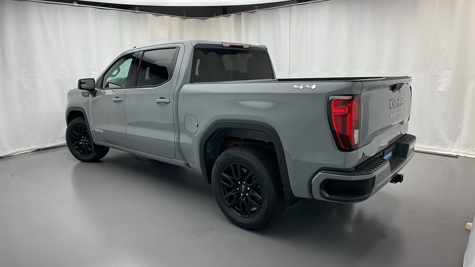 2024 GMC Sierra 1500 Elevation 33