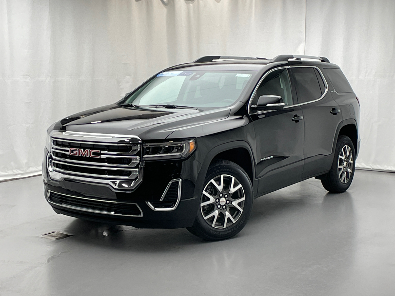 2023 GMC Acadia SLE 1