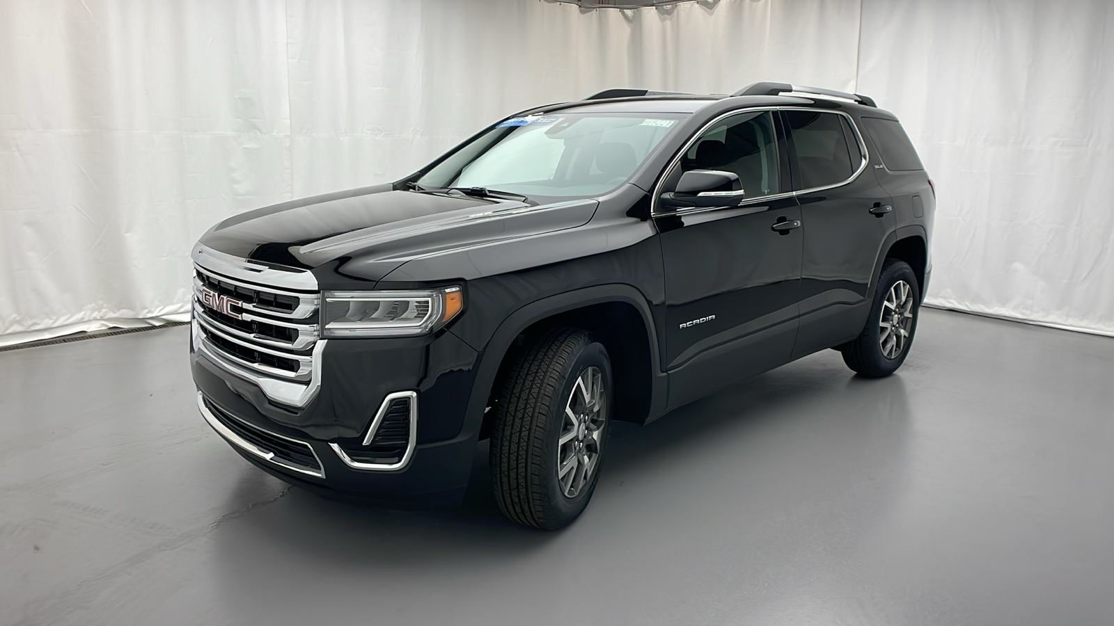 2023 GMC Acadia SLE 42