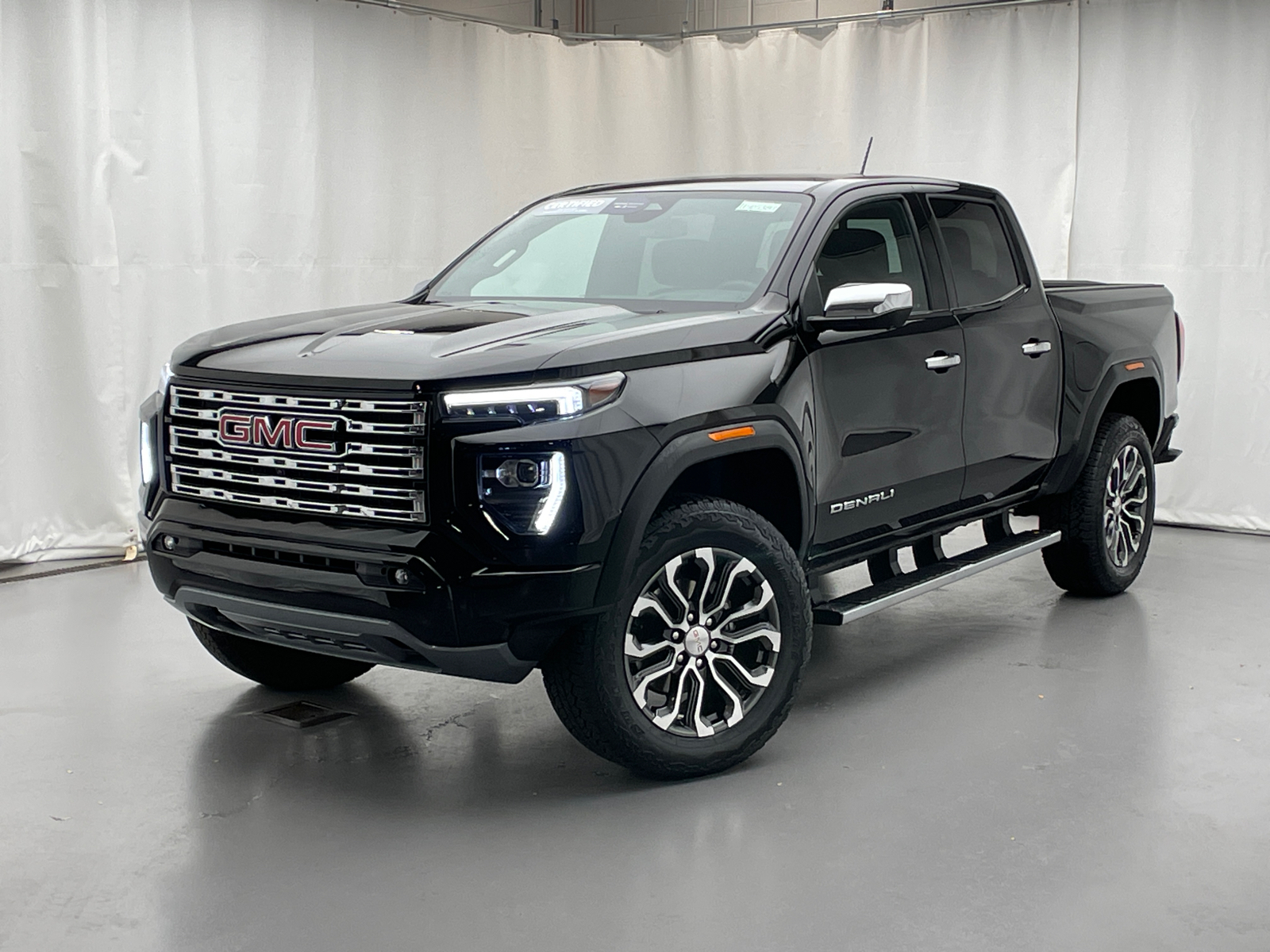 2023 GMC Canyon Denali 1