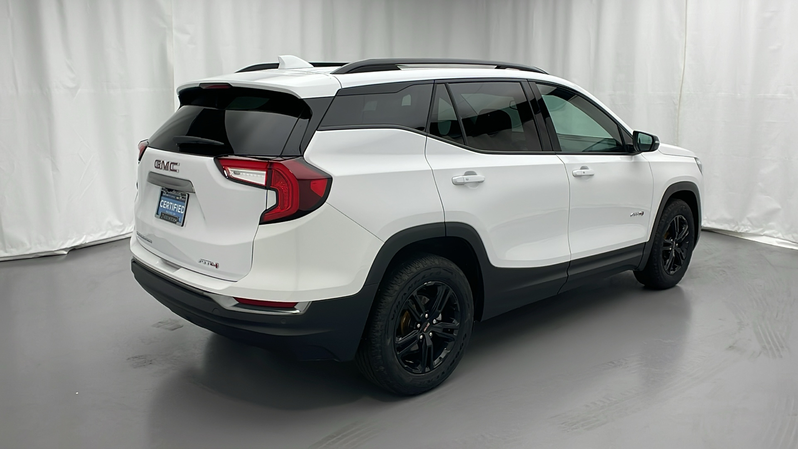 2022 GMC Terrain AT4 3