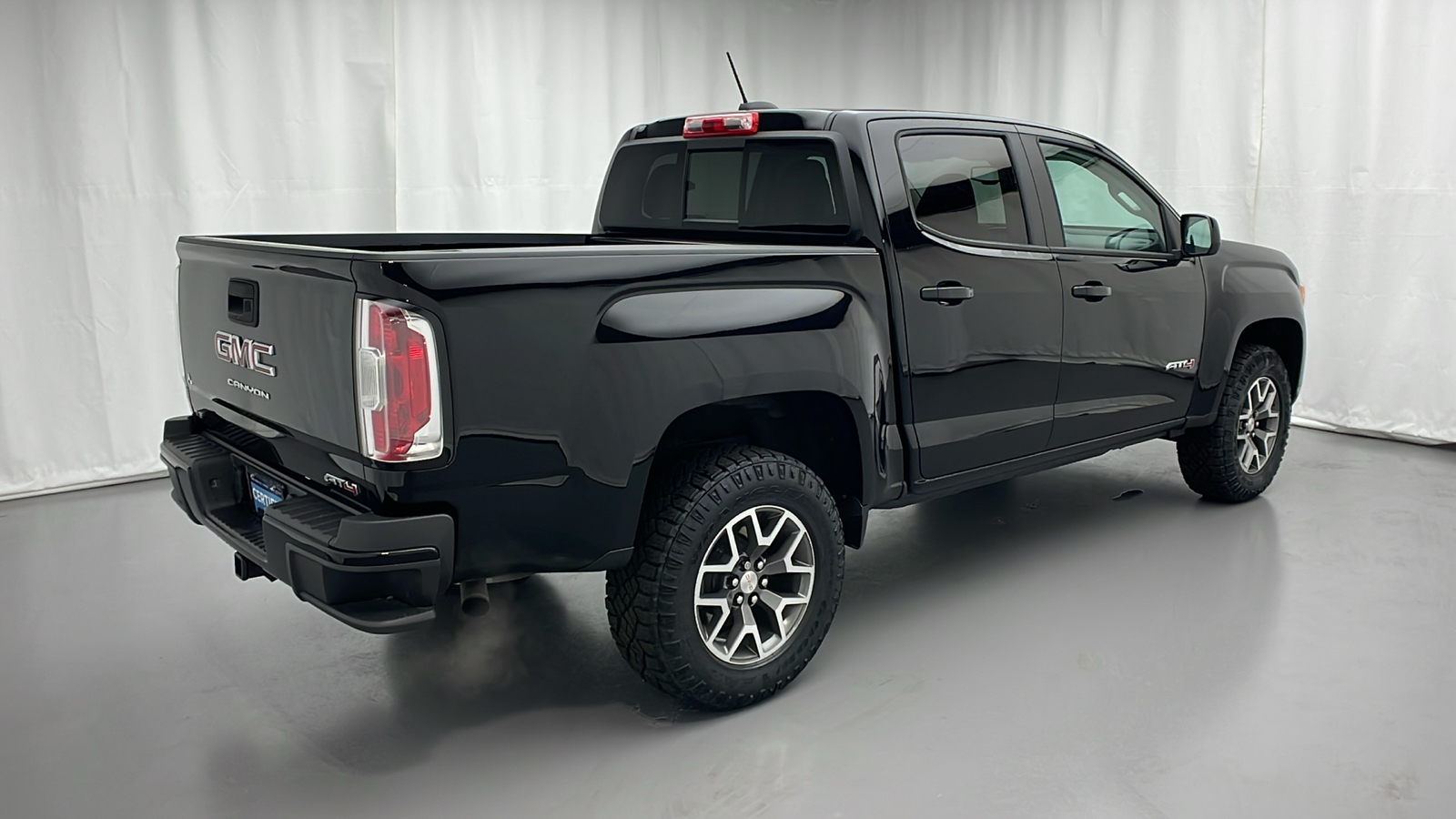 2022 GMC Canyon AT4 w/Cloth 3