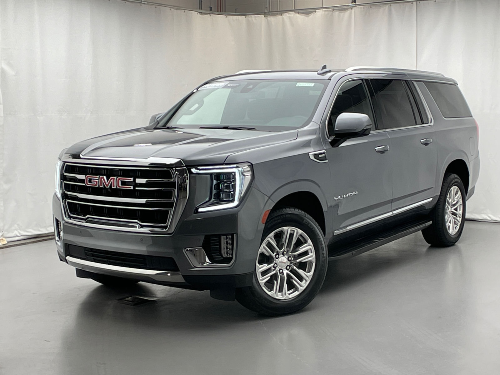 2022 GMC Yukon XL SLT 1