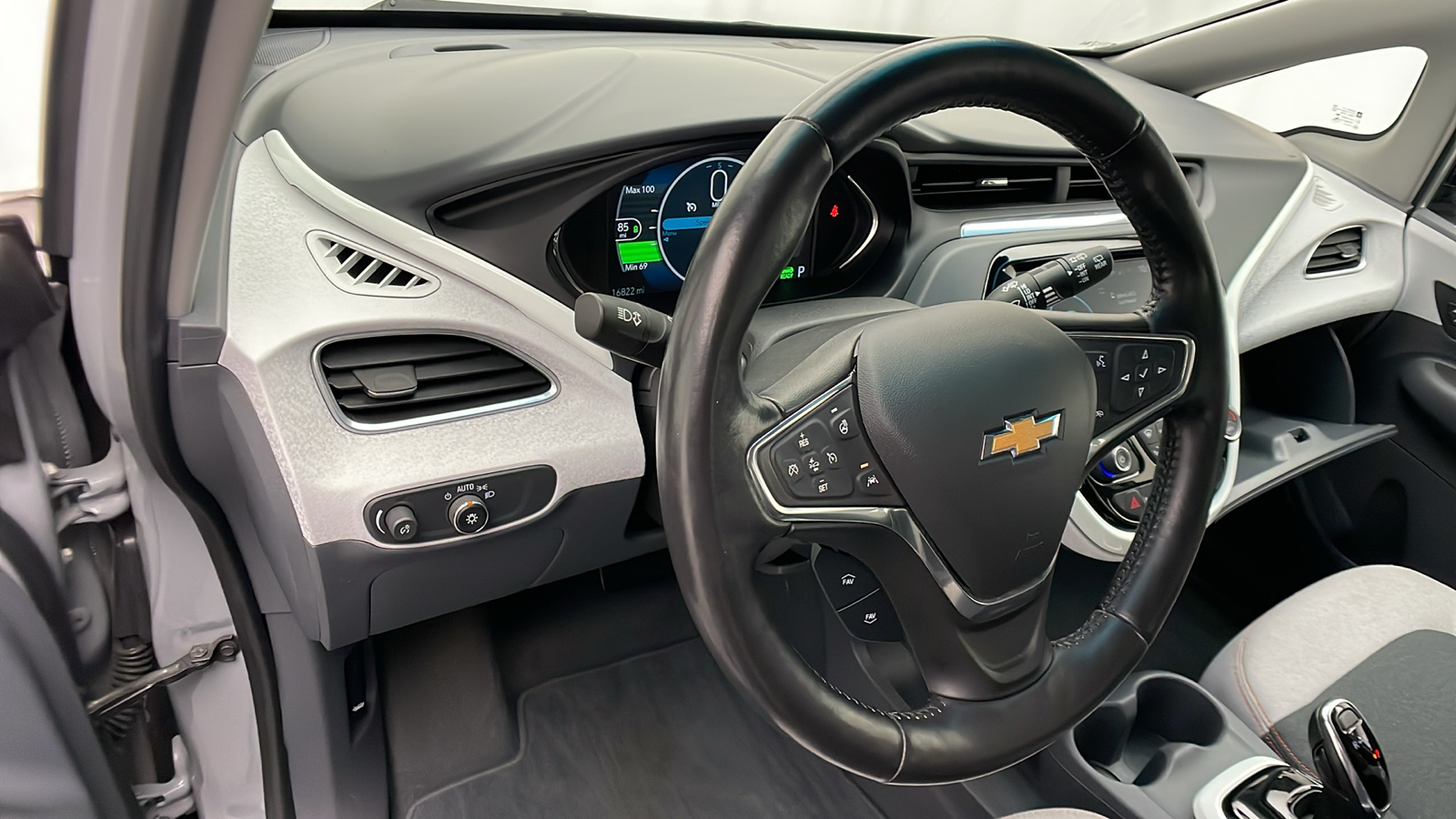 2021 Chevrolet Bolt EV LT 11