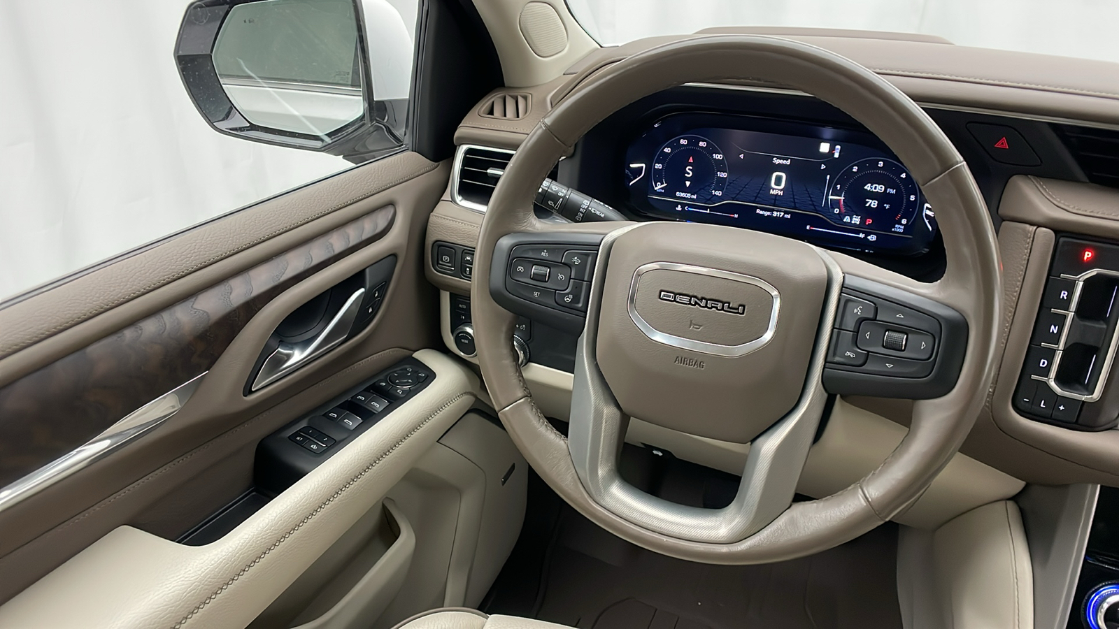 2022 GMC Yukon XL Denali 7