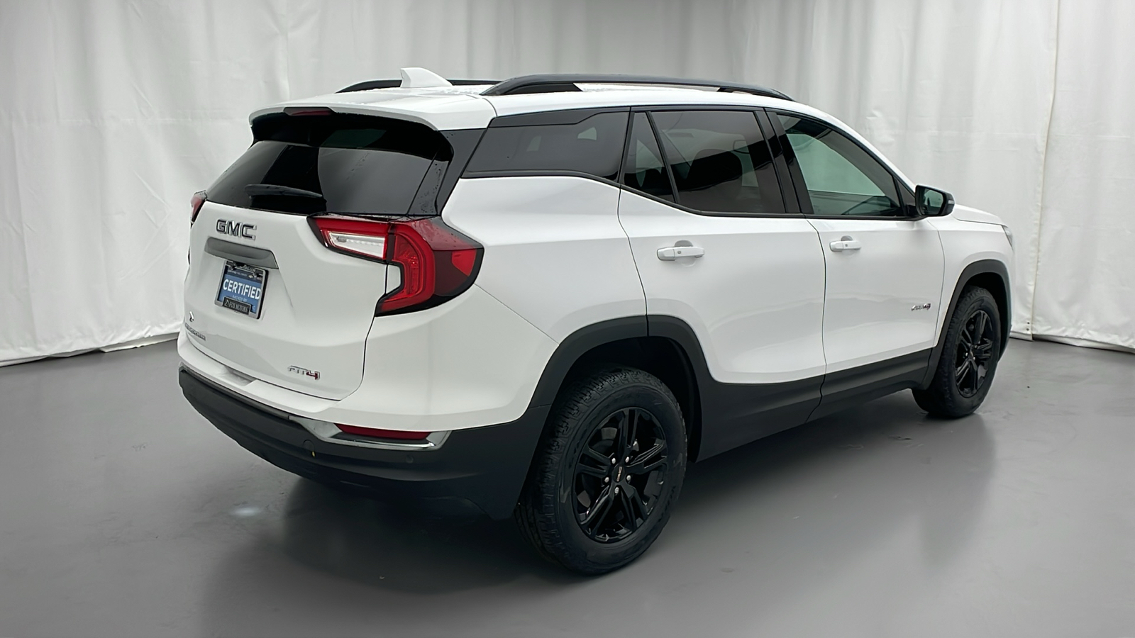 2022 GMC Terrain AT4 3