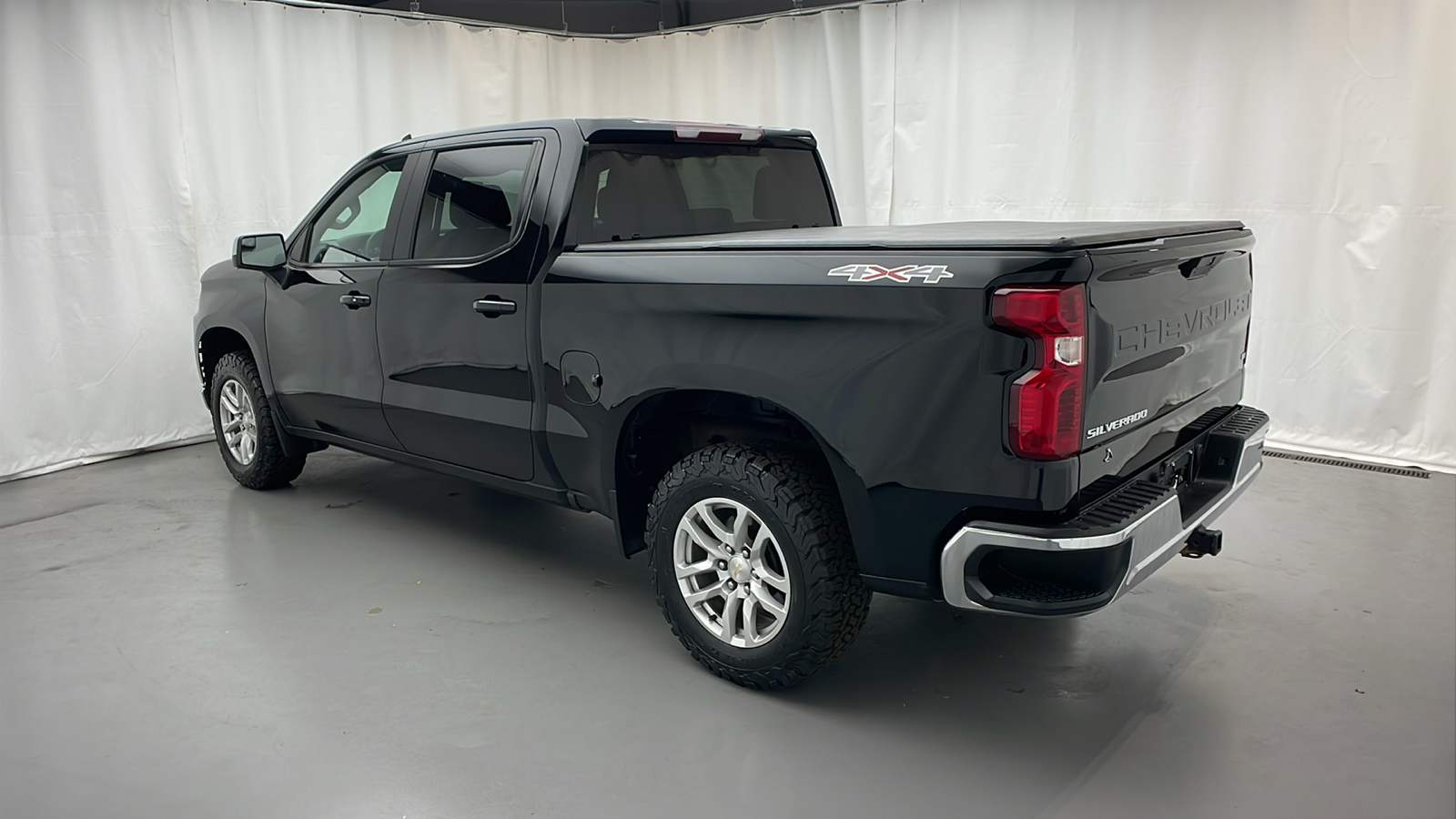 2021 Chevrolet Silverado 1500 LT 4