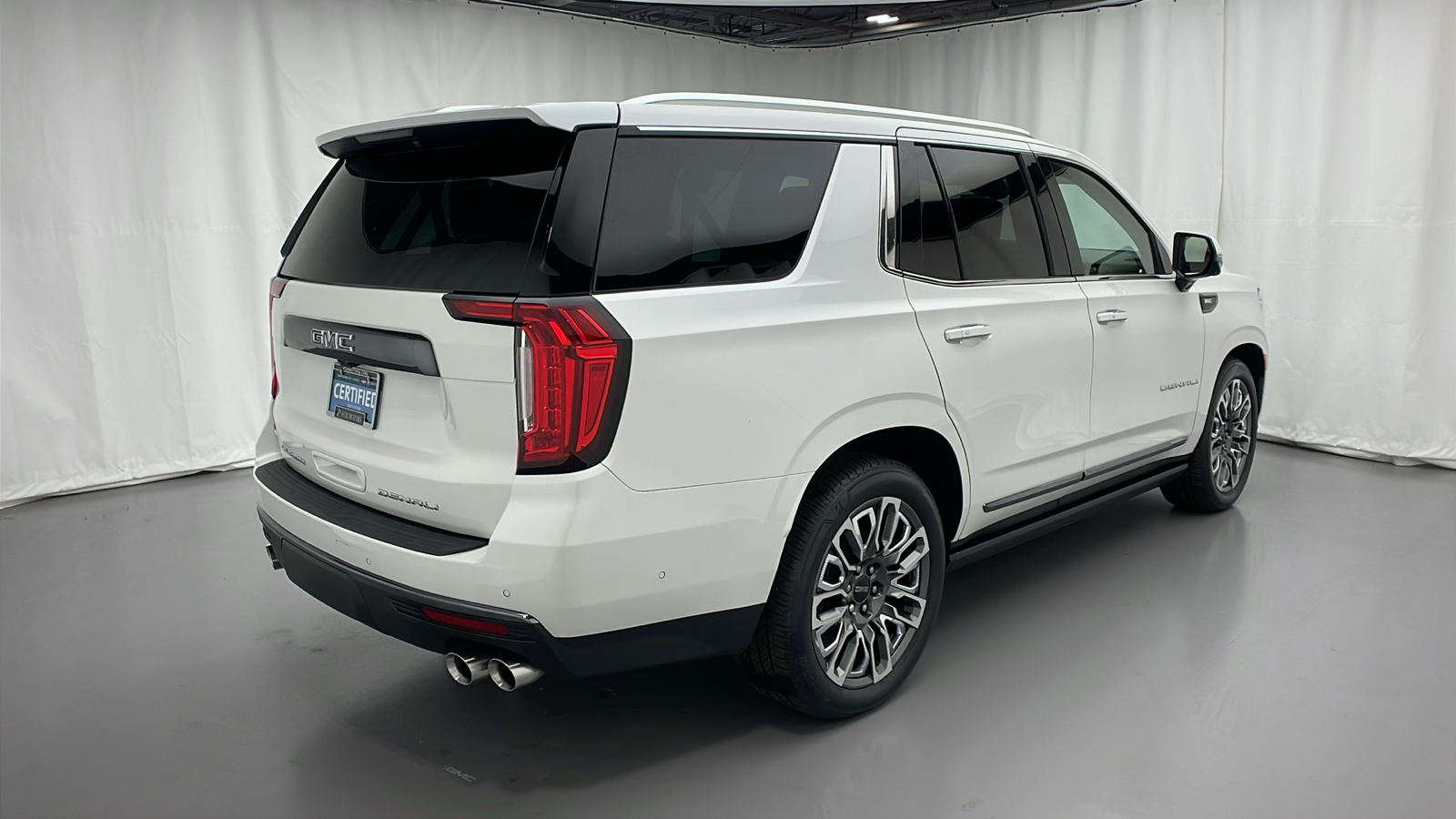 2023 GMC Yukon Denali Ultimate 3