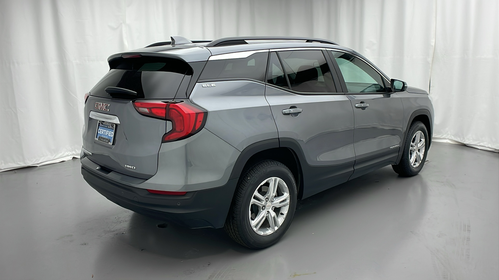 2021 GMC Terrain SLE 3