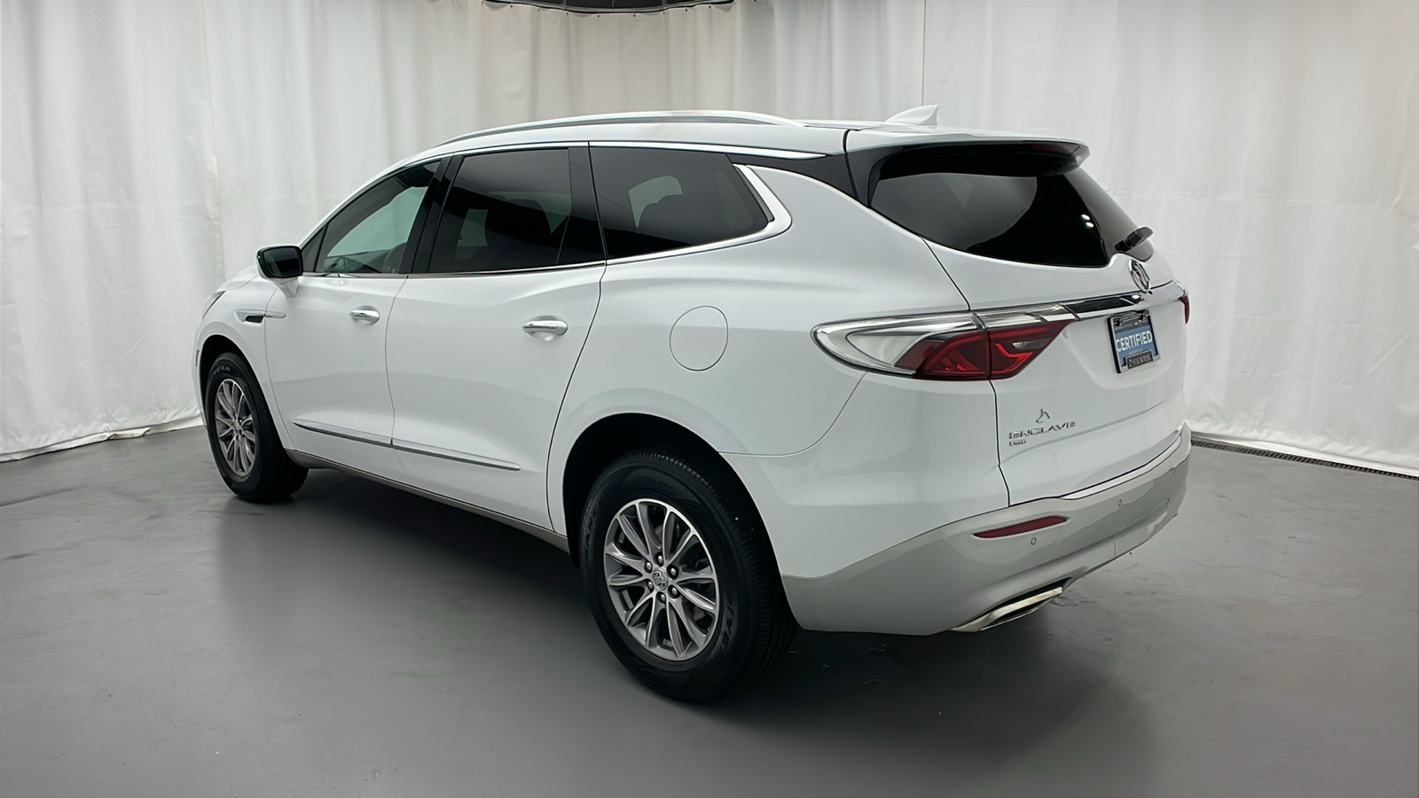 2023 Buick Enclave Essence 4