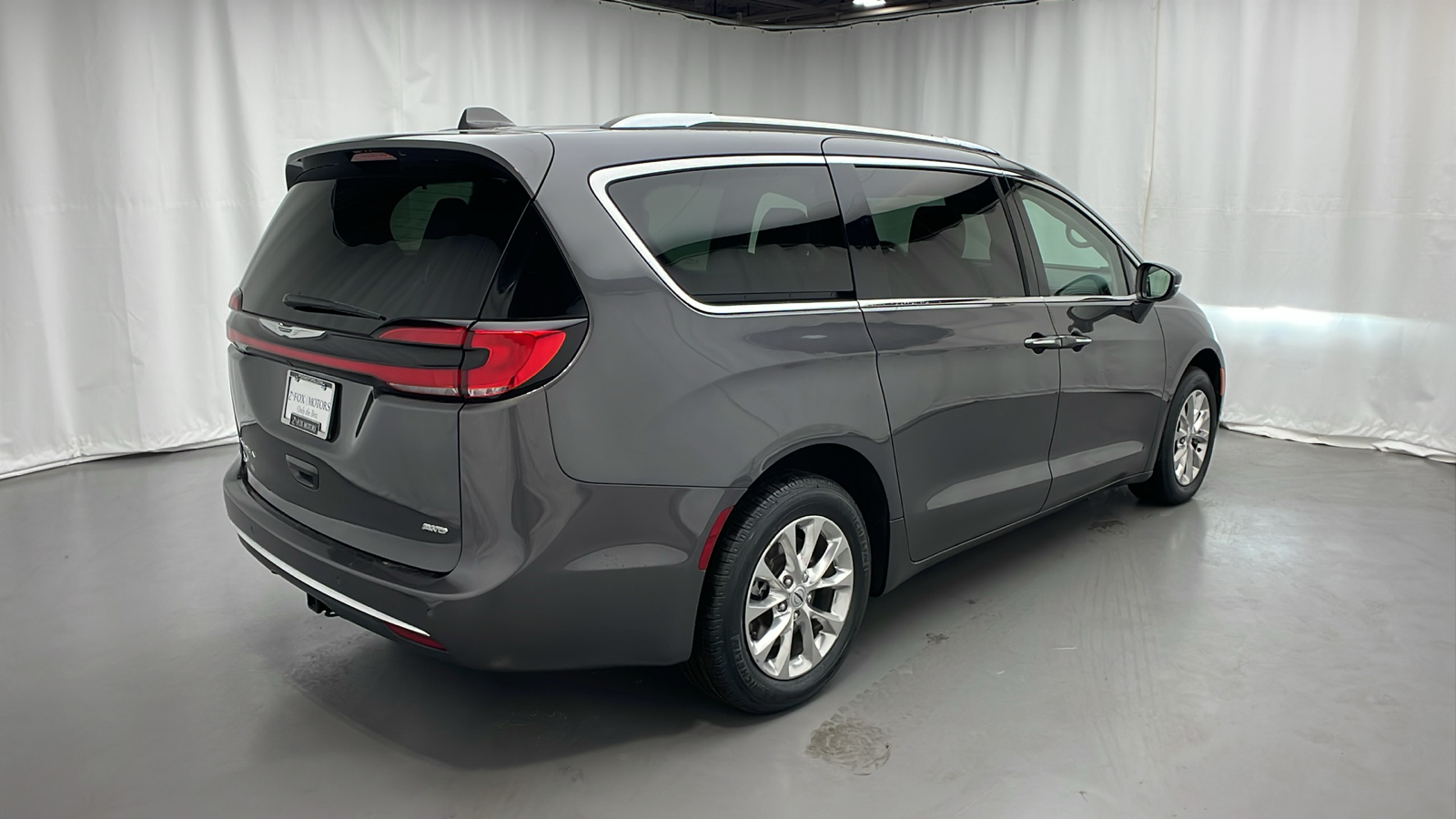 2021 Chrysler Pacifica Touring L 3