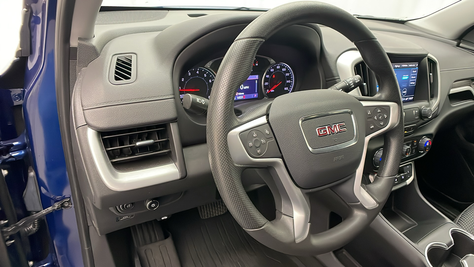 2022 GMC Terrain SLE 12