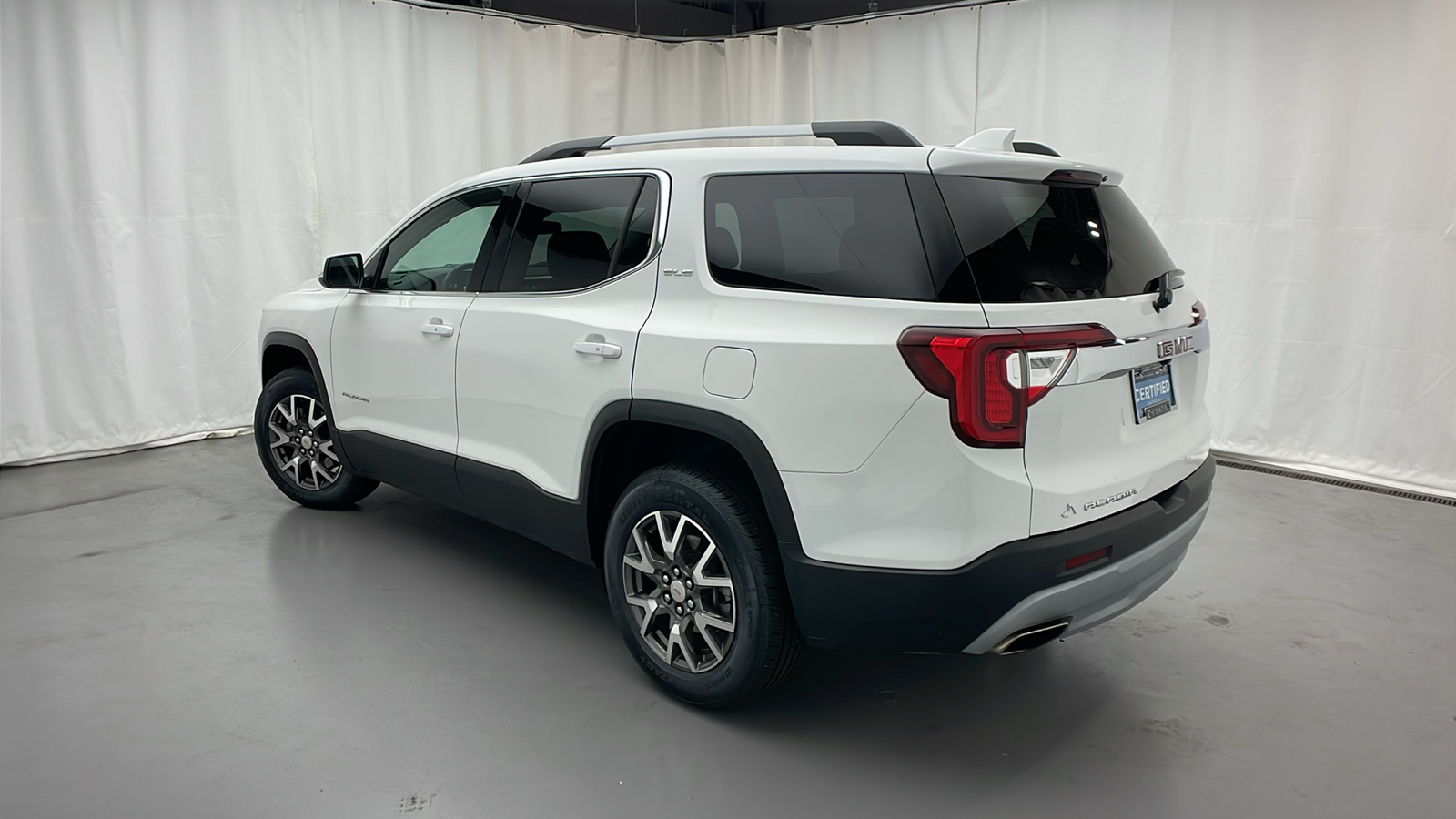 2022 GMC Acadia SLE 39