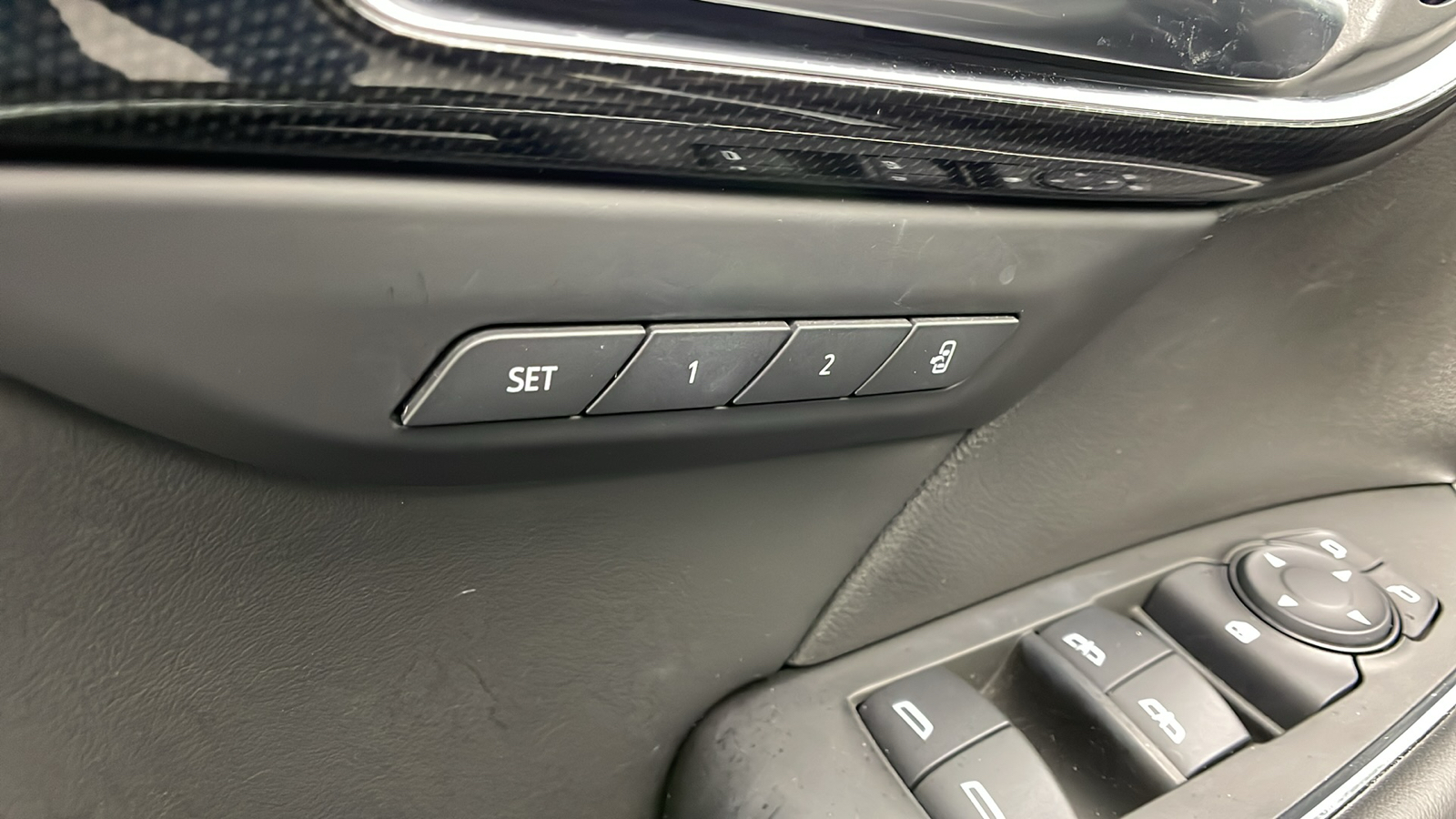 2021 Buick Envision Essence 10