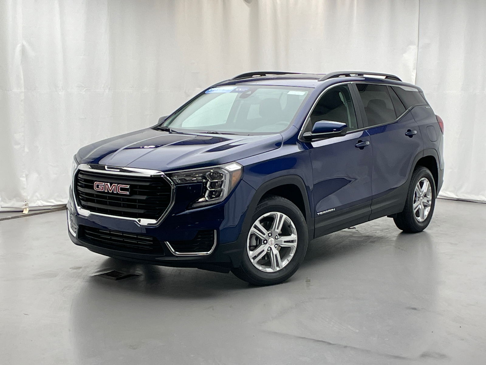 2022 GMC Terrain SLE 1