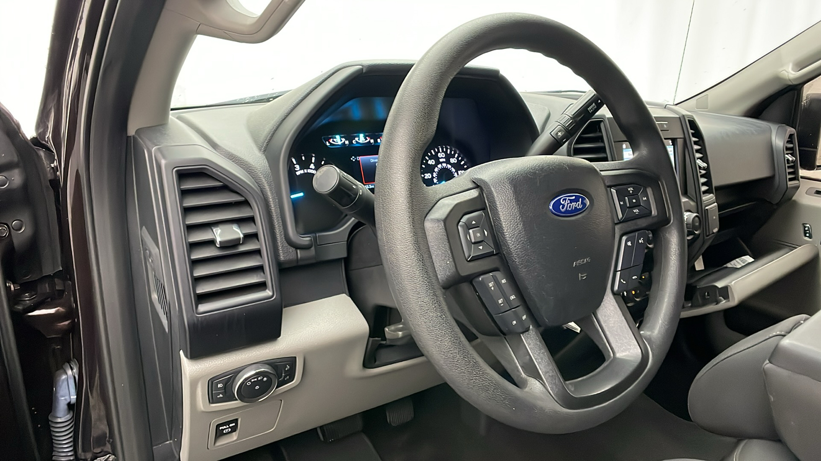 2019 Ford F-150 XL 11