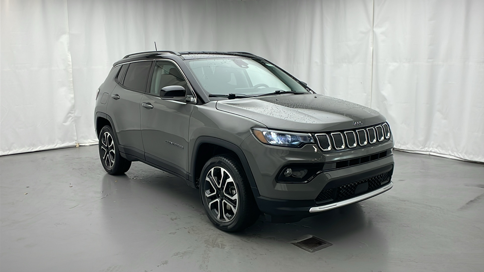 2022 Jeep Compass Limited 2