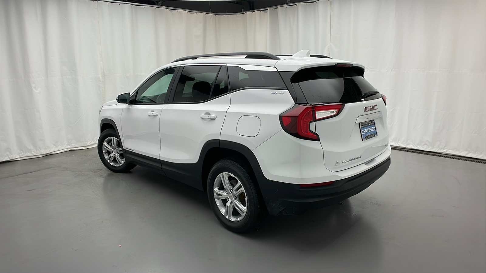 2022 GMC Terrain SLE 37