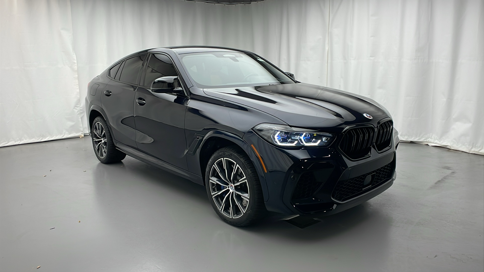 2023 BMW X6 M Base 2