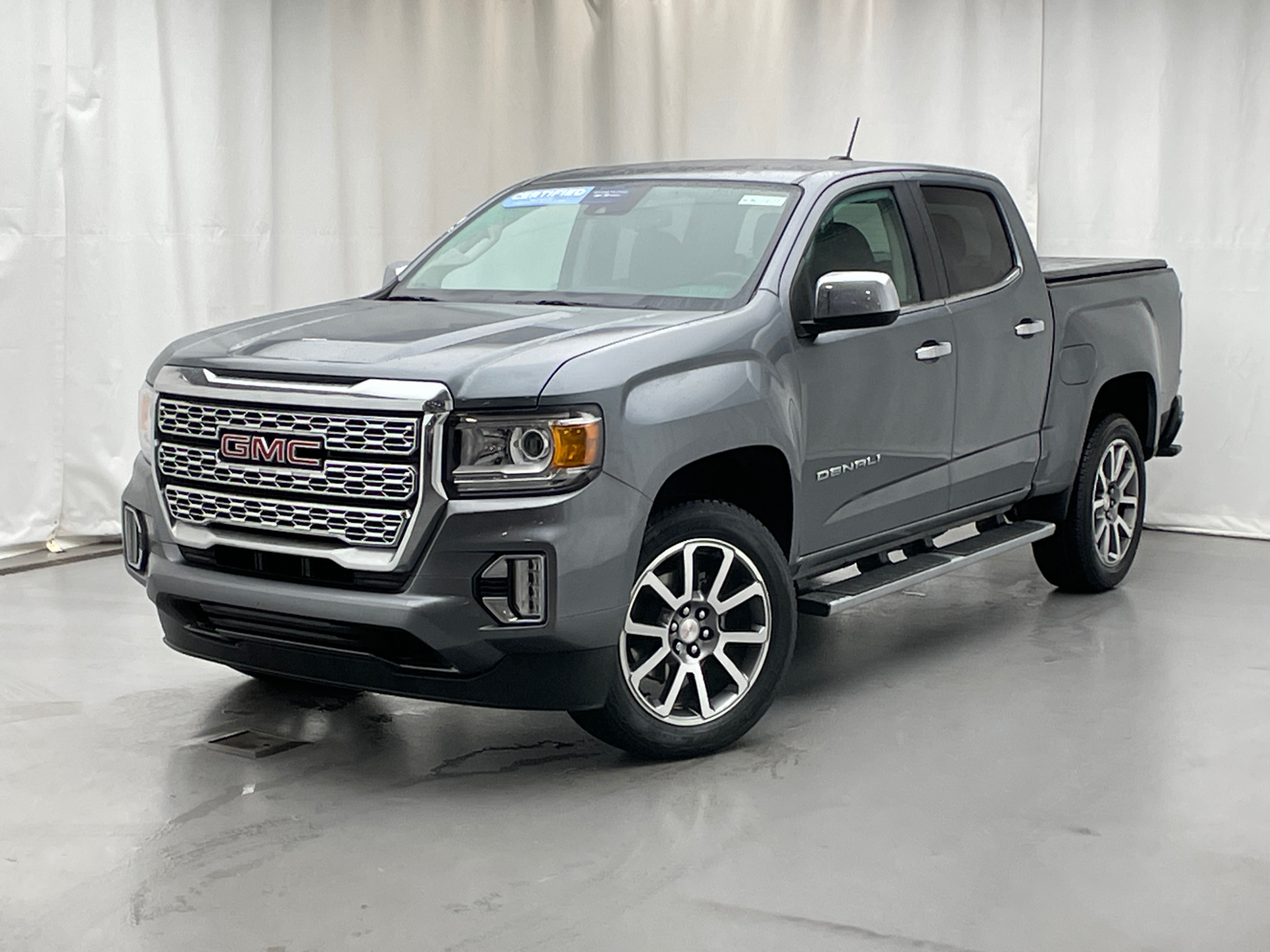 2022 GMC Canyon Denali 1