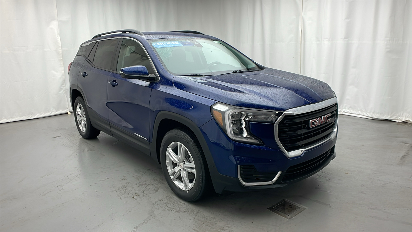 2022 GMC Terrain SLE 2