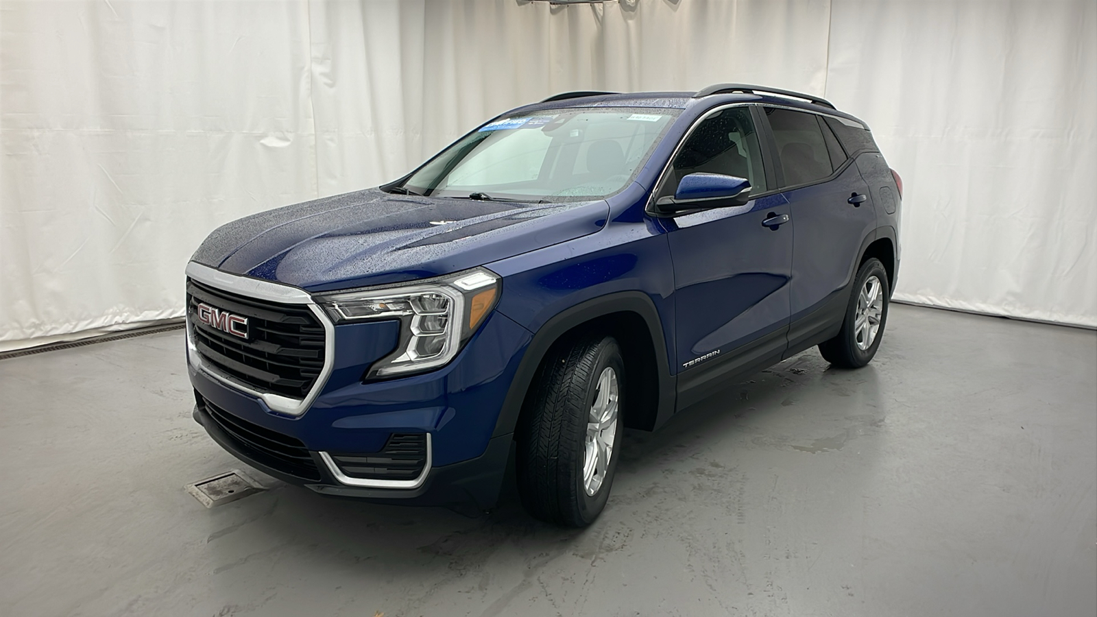 2022 GMC Terrain SLE 43