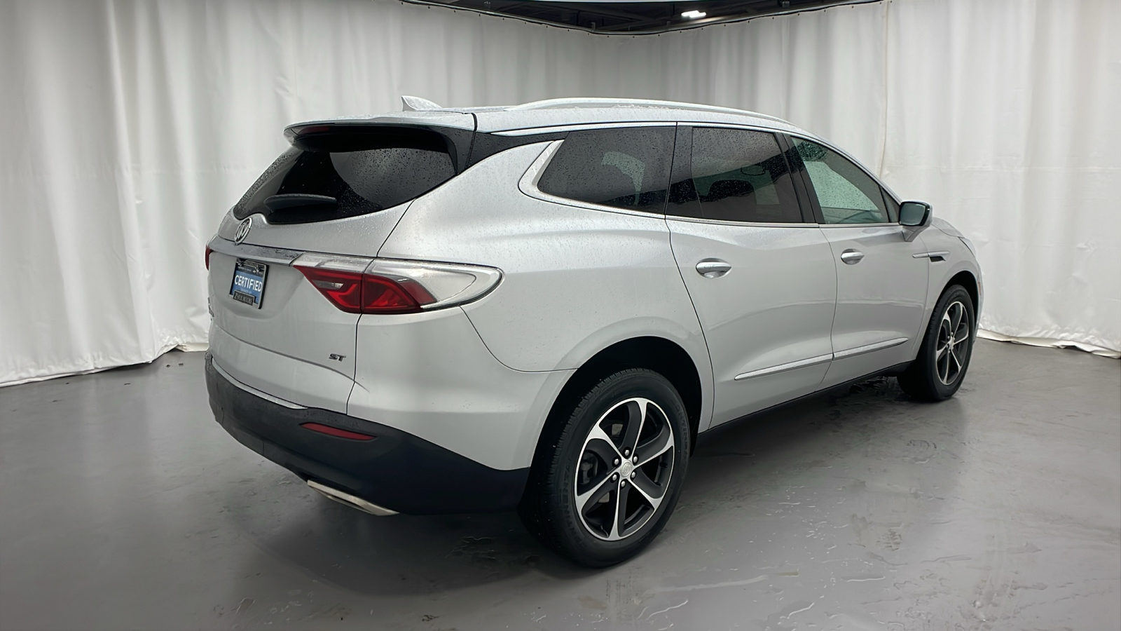 2022 Buick Enclave Essence 3