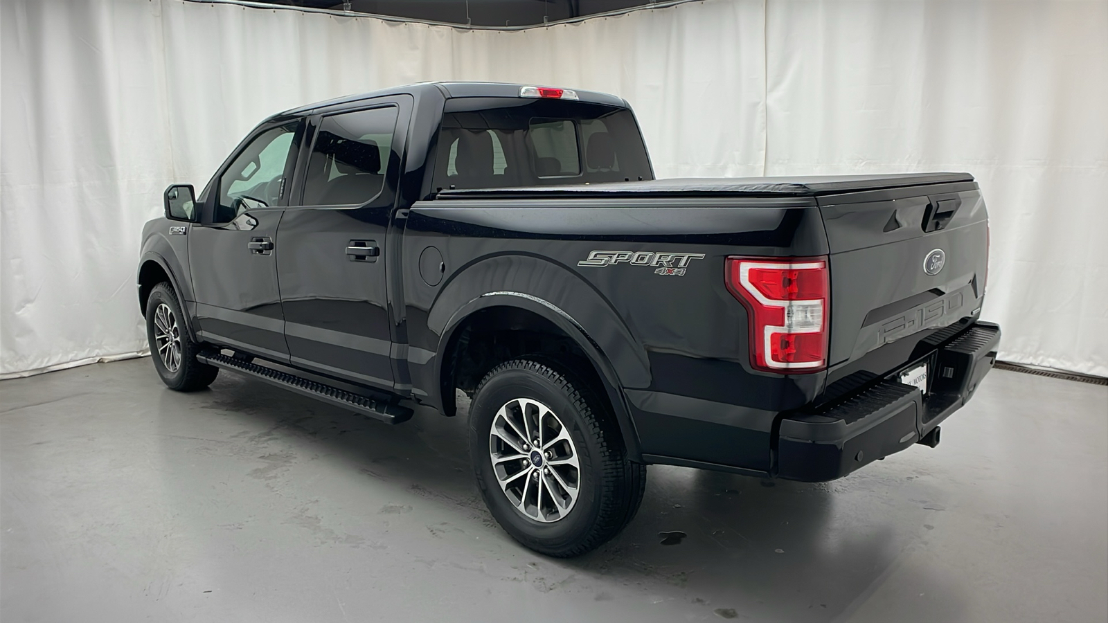 2020 Ford F-150 XLT 4