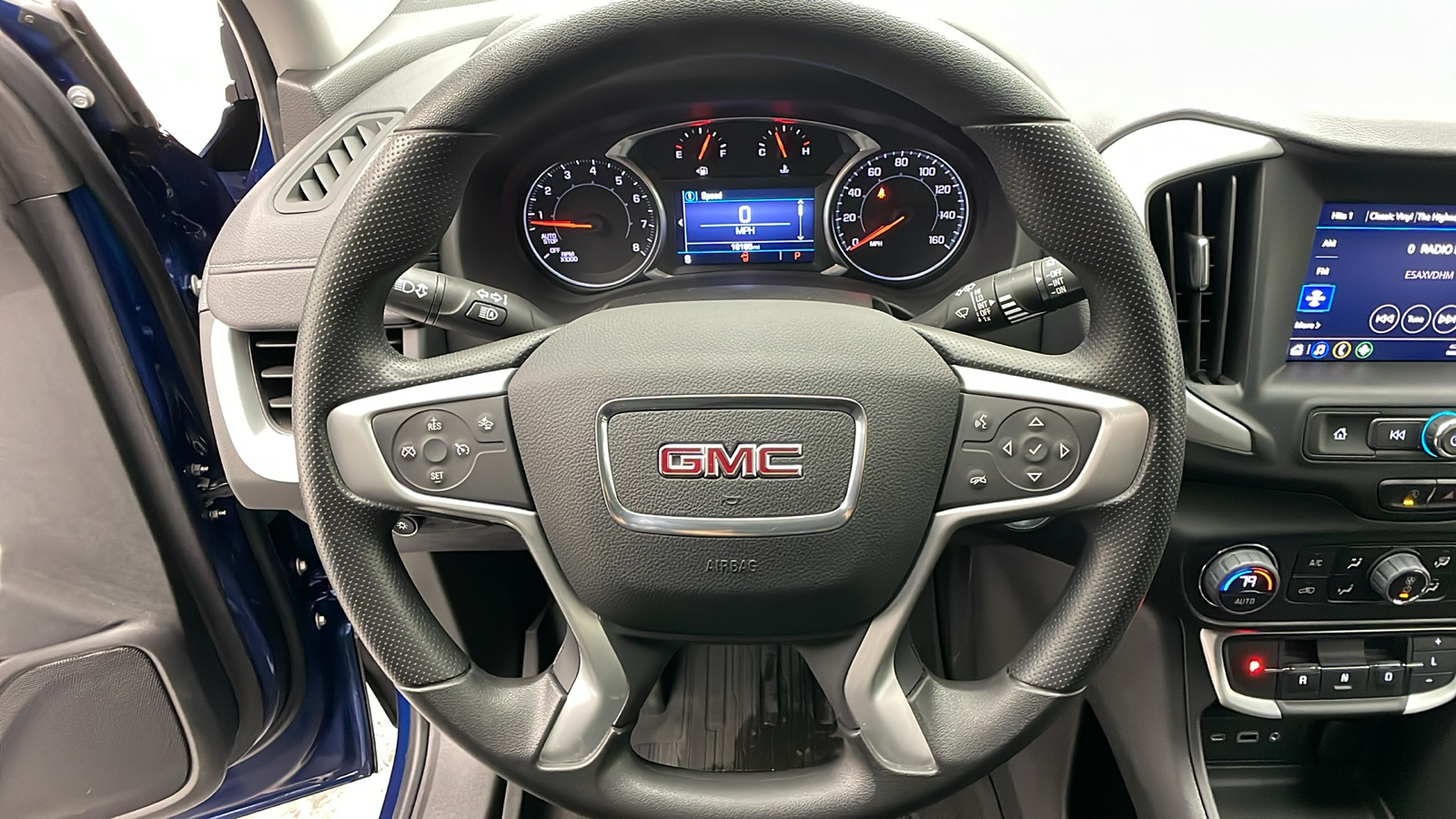 2022 GMC Terrain SLE 15