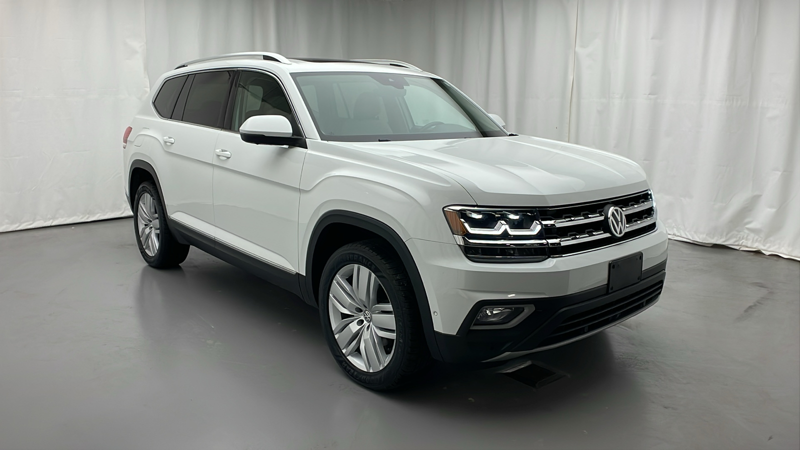 2019 Volkswagen Atlas SEL Premium 2