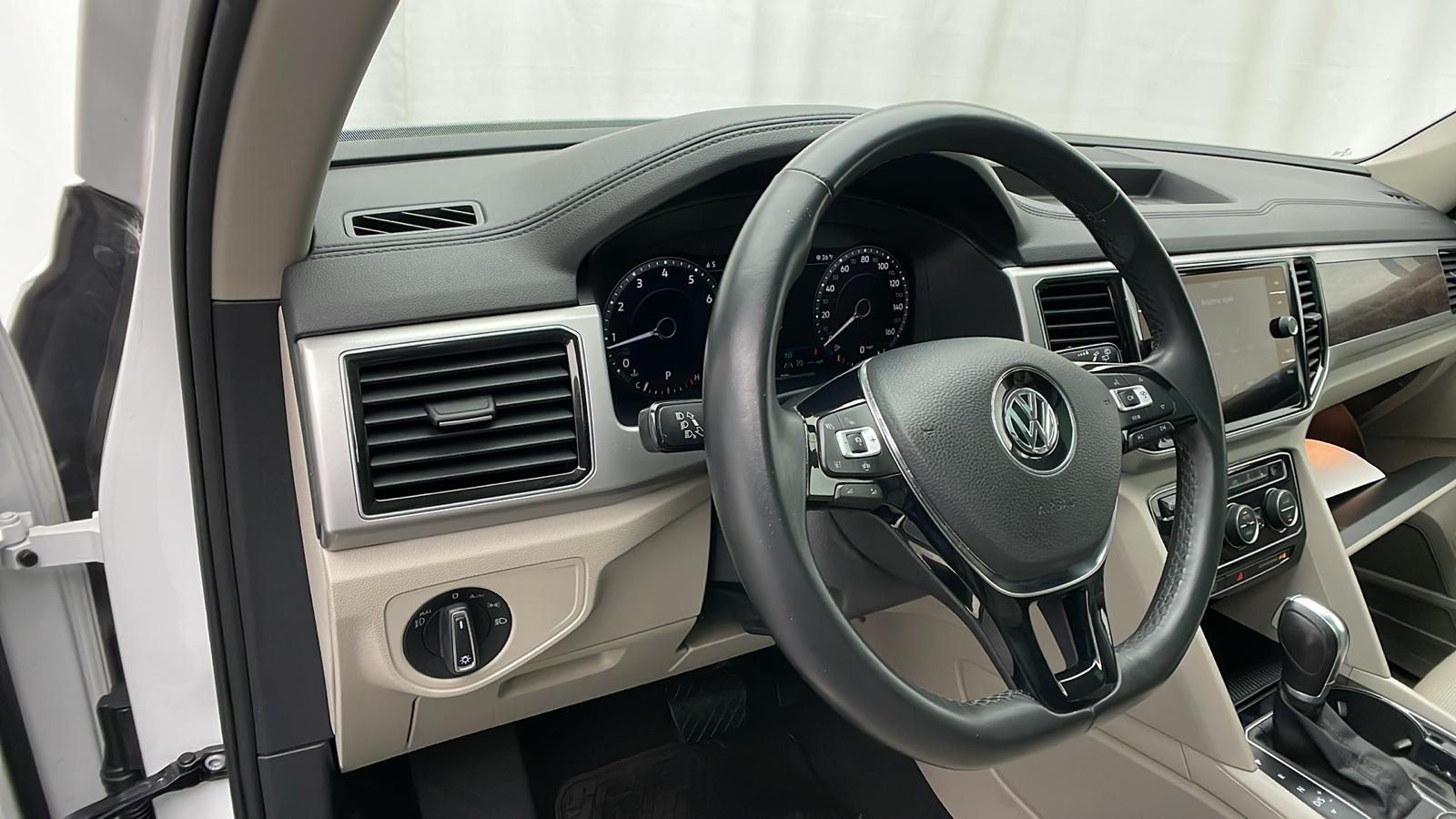 2019 Volkswagen Atlas SEL Premium 12