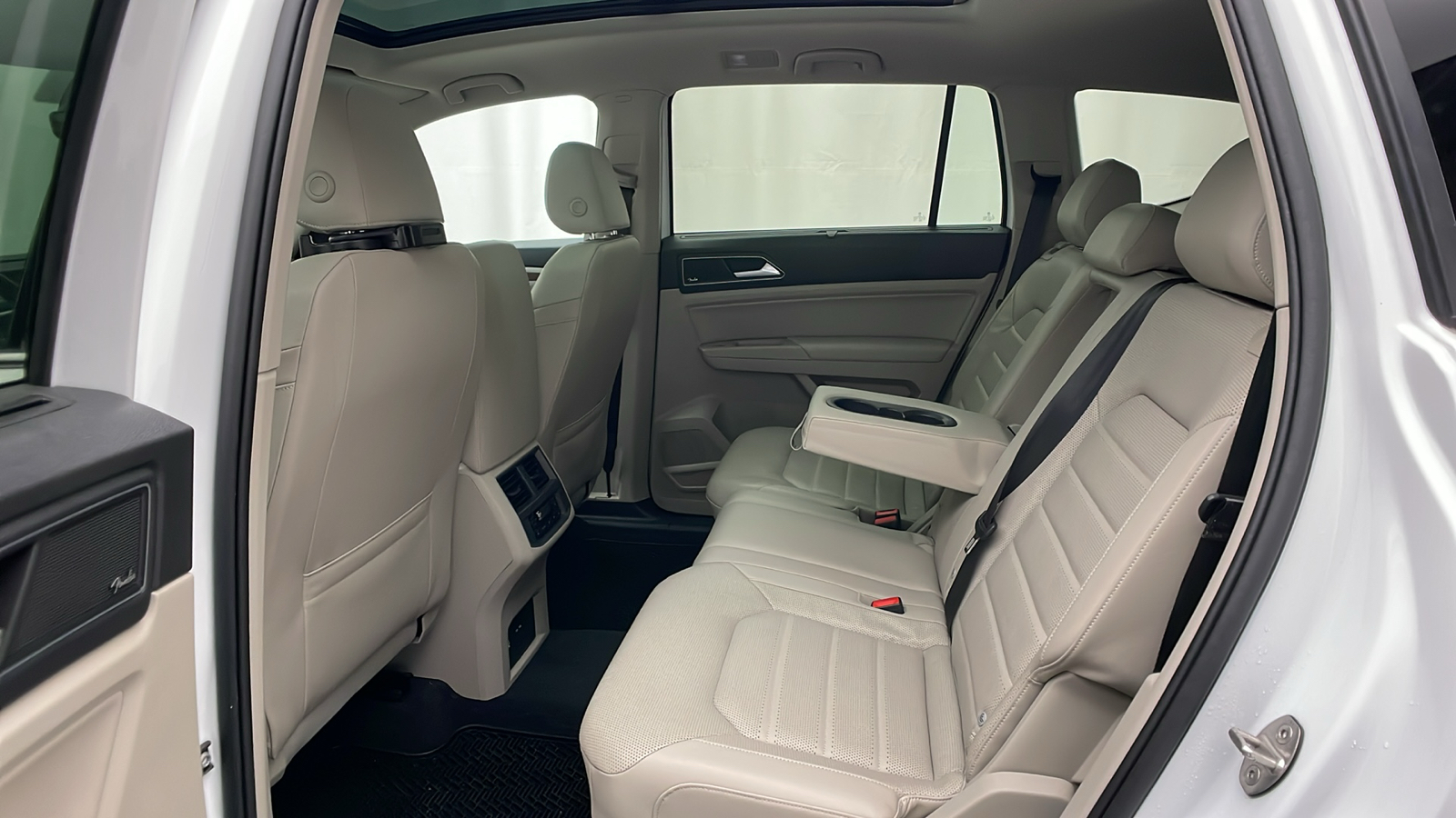 2019 Volkswagen Atlas SEL Premium 31