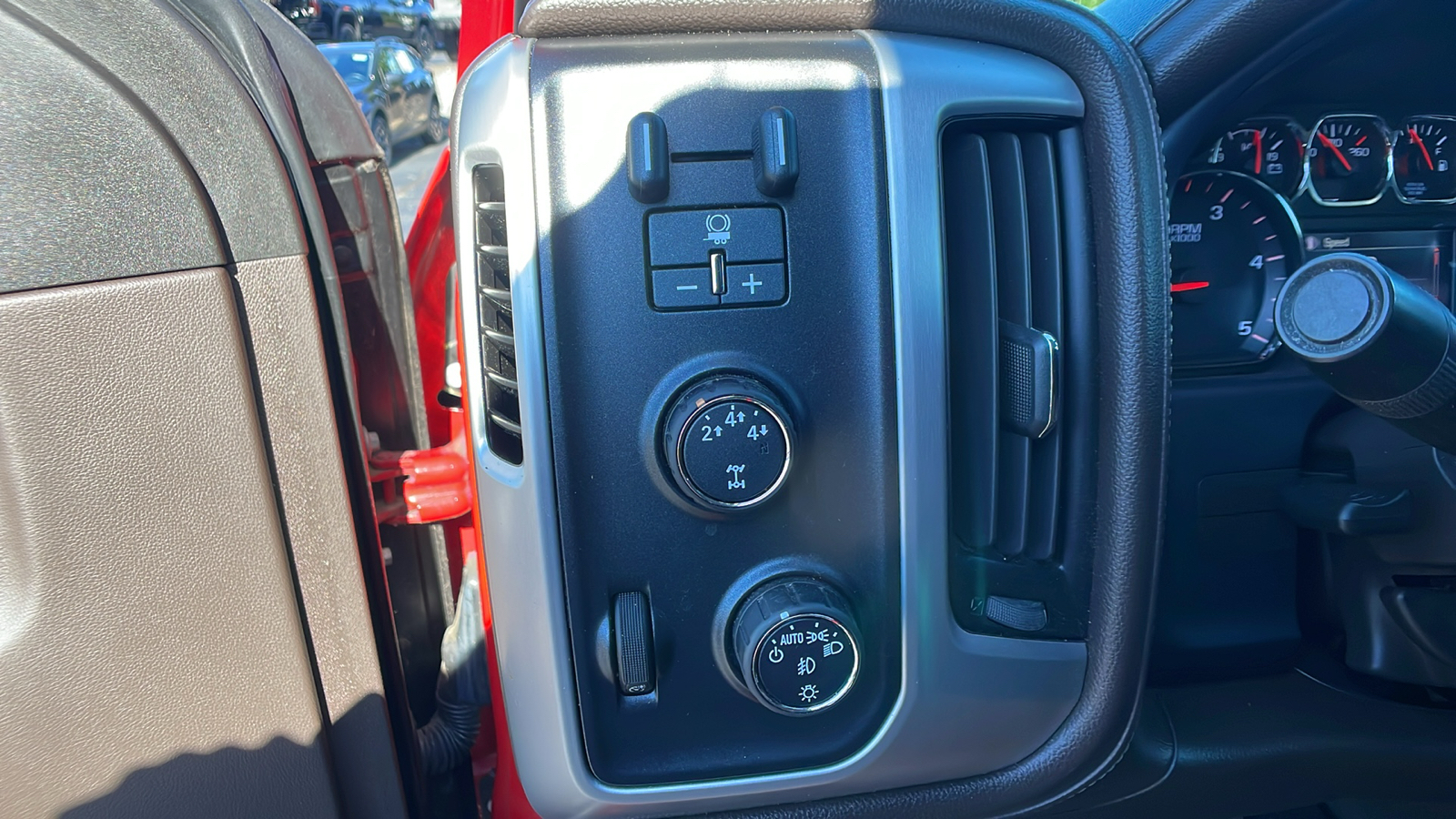 2015 GMC Sierra 2500HD SLT 13