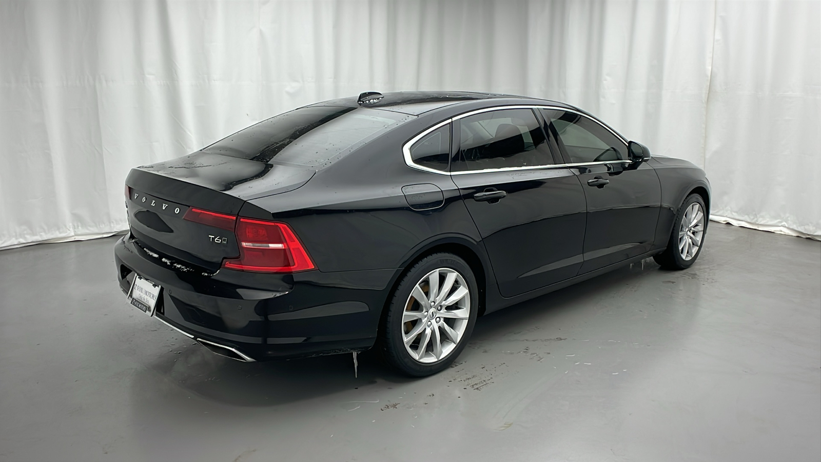 2018 Volvo S90 T6 Momentum 3