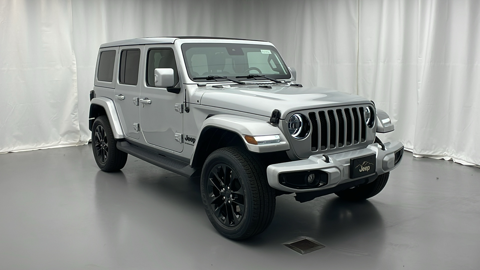 2023 Jeep Wrangler Altitude 2