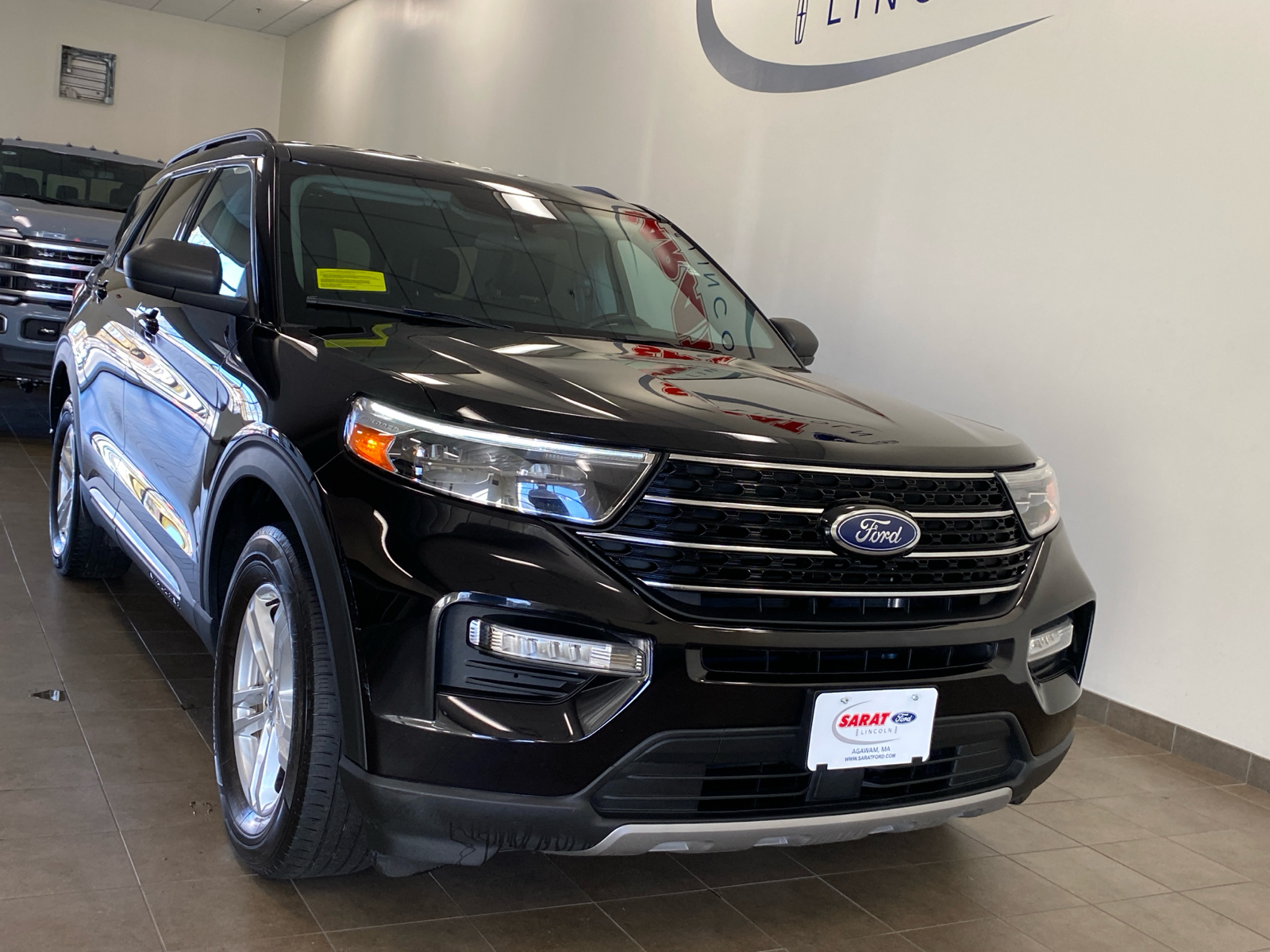 2021 Ford Explorer  2