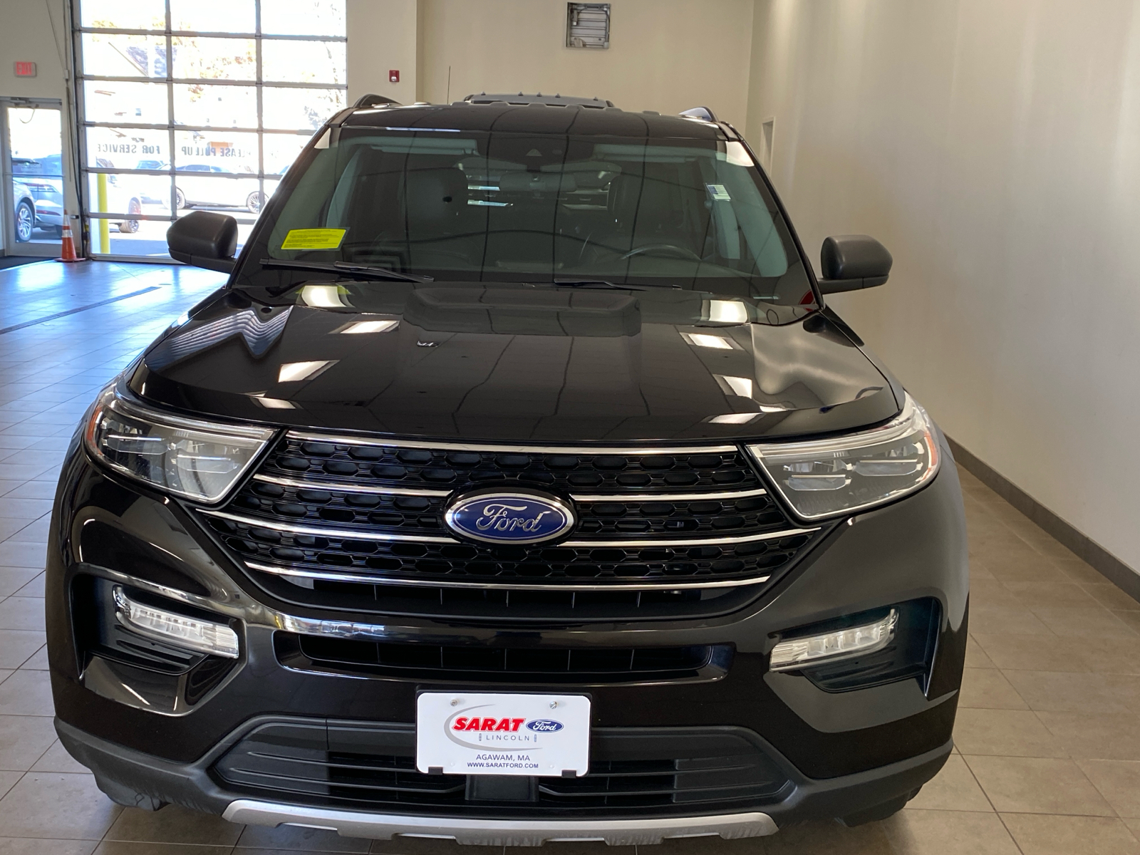 2021 Ford Explorer  3