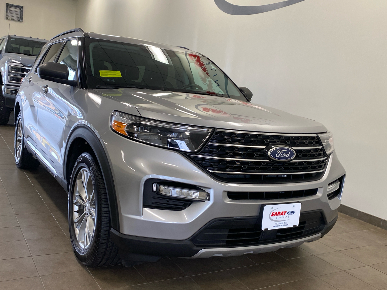 2021 Ford Explorer 2021 FORD EXPLORER XLT 4DR SUV 119.1 WB 4WD 2